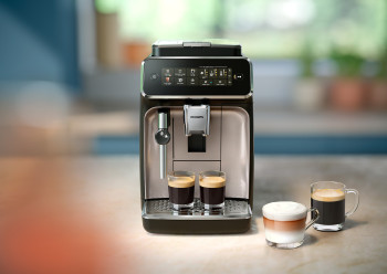 Philips Fully Automatic Espresso Machine S3300 with Classic Milk Frother image 5