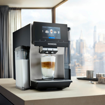 Siemens TQ703GB3 EQ700 Bean to Cup Coffee Machine image 3