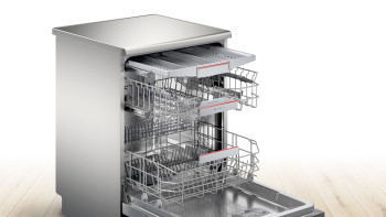 Bosch SMS6ZCI00G Series 6 Freestanding Dishwasher image 3