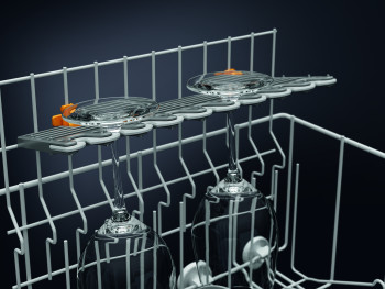 Miele G5740 SC SL Slimline Dishwasher image 3