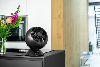 Duux Globe DXCF07UK Black Desk Propeller Fan image 18