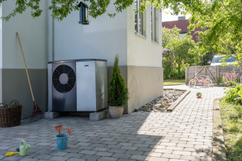 NIBE S2125-8 Heat Pump image 1