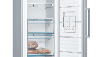 Bosch GSN33VLEPG Series 4 Freestanding Freezer image 2