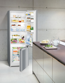 Liebherr CUel 2831 Fridge Freezer with SmartFrost image 5