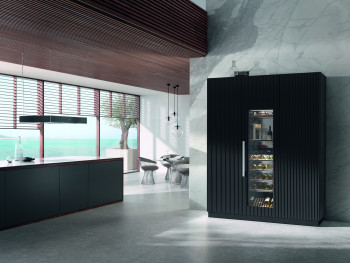 Miele KWT 6722 iS-1 Fully Integrated Wine Storage image 1