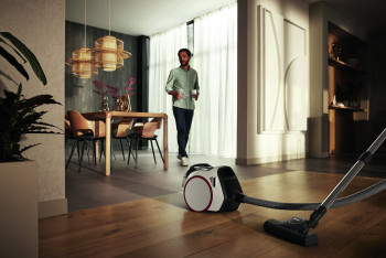 Miele Boost CX1 Bagless Cylinder Vacuum Cleaner image 10