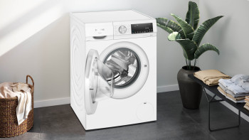 Siemens WG54G210GB 10kg Freestanding Washing Machine image 2